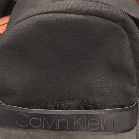 Calvin Klein - NWT Backpack Black & Grey - Picture 6 of 8